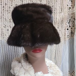 COPY - Vintage 50's Fur Bucket Hat